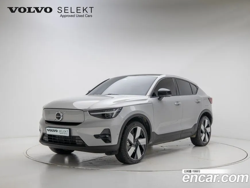 Volvo C40 — фото 1