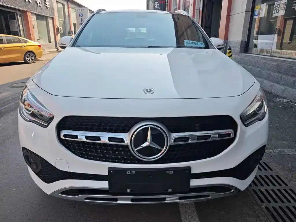 Mercedes-Benz GLA — фото 4