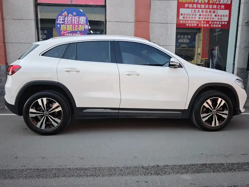Mercedes-Benz GLA — фото 3