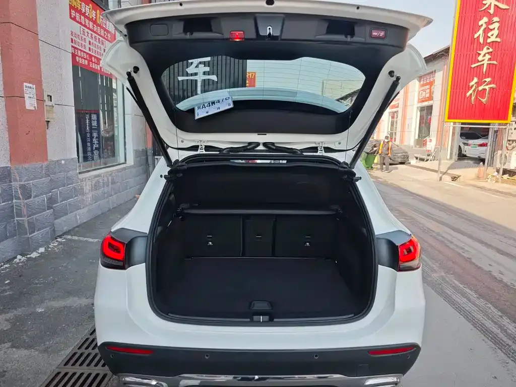 Mercedes-Benz GLA — фото 10