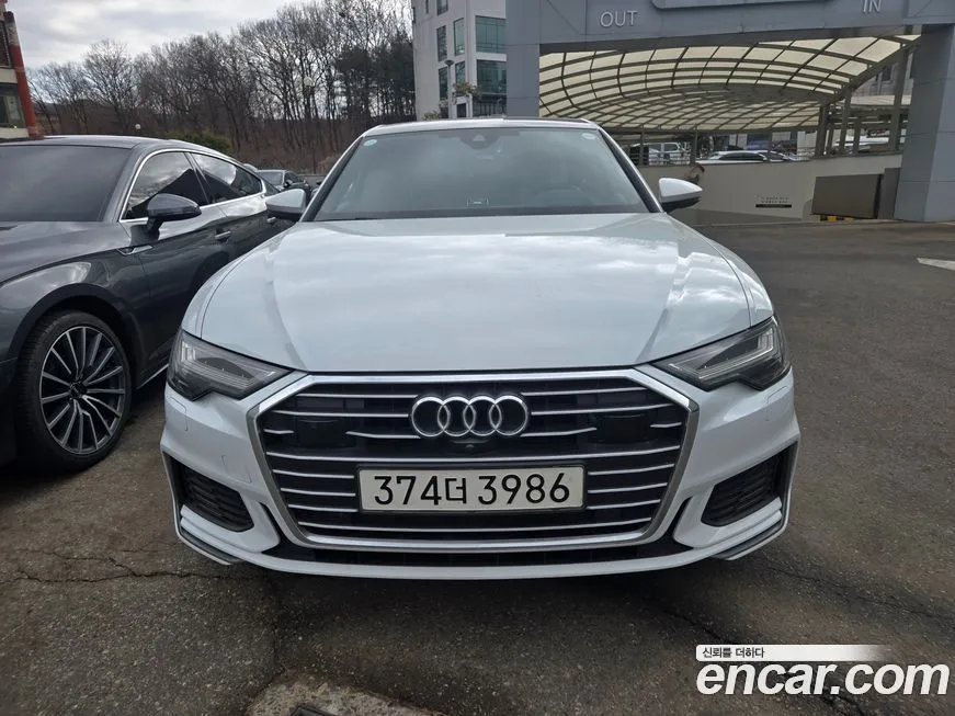 Audi A6 — фото 10