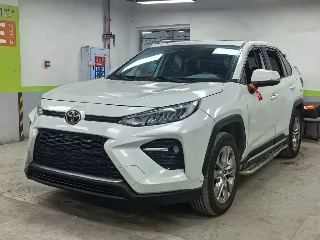 Toyota Wildlander — фото 1