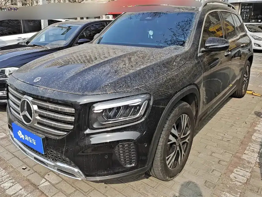 Mercedes-Benz GLB — фото 1