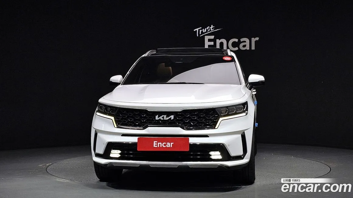 Kia Sorento — фото 8