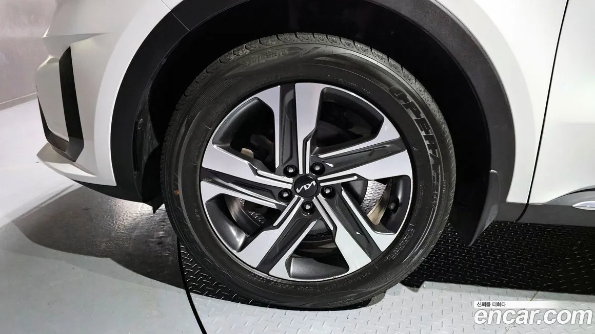 Kia Sorento — фото 4