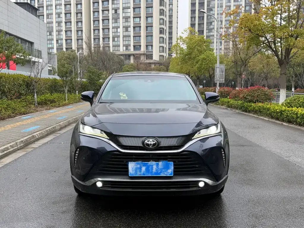 Toyota Harrier — фото 9