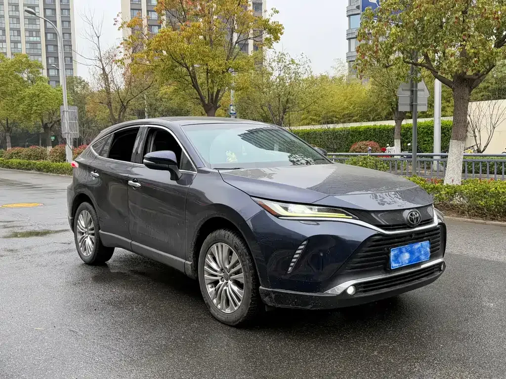 Toyota Harrier — фото 3