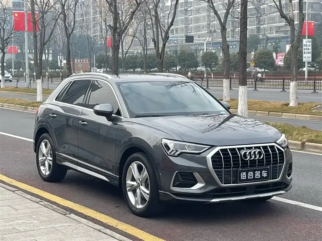 Audi Q3 — фото 10