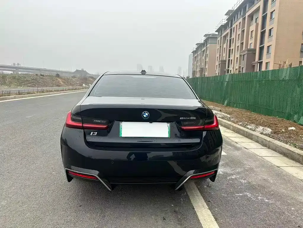 BMW i3 — фото 8