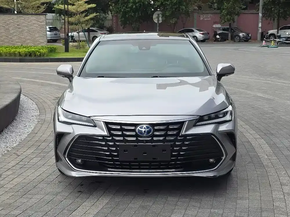 Toyota Avalon — фото 4