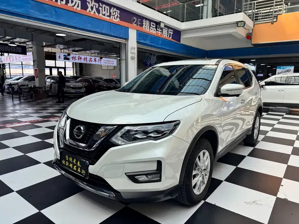 Nissan X-Trail — фото 2