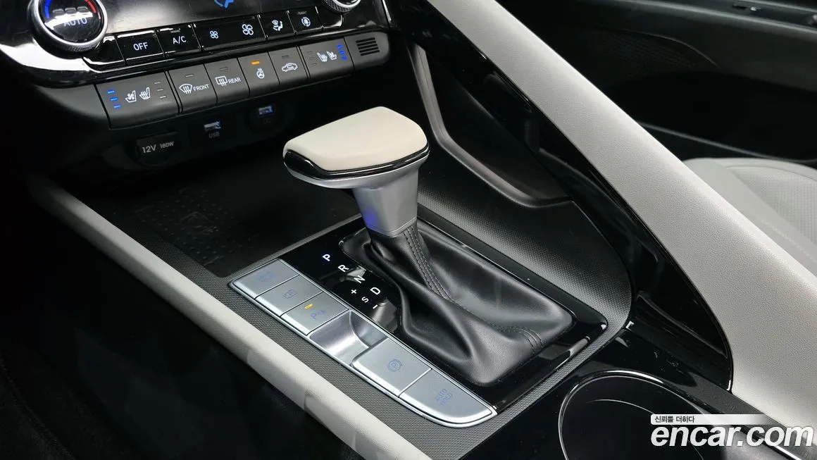 Hyundai AVANTE — фото 9