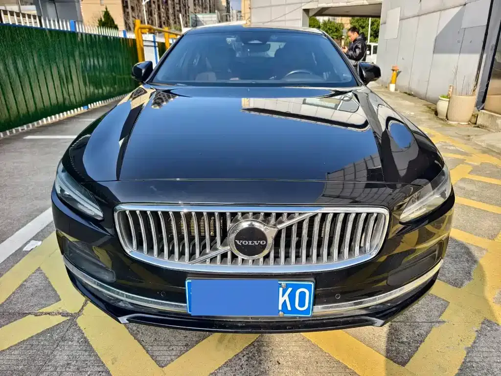Volvo S90 — фото 2