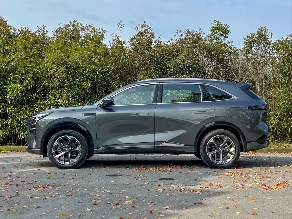 Changan CS75 PLUS — фото 10