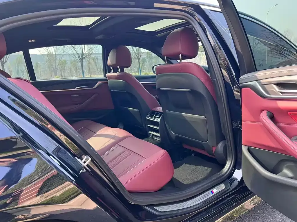BMW 5 Series New Energy — фото 2