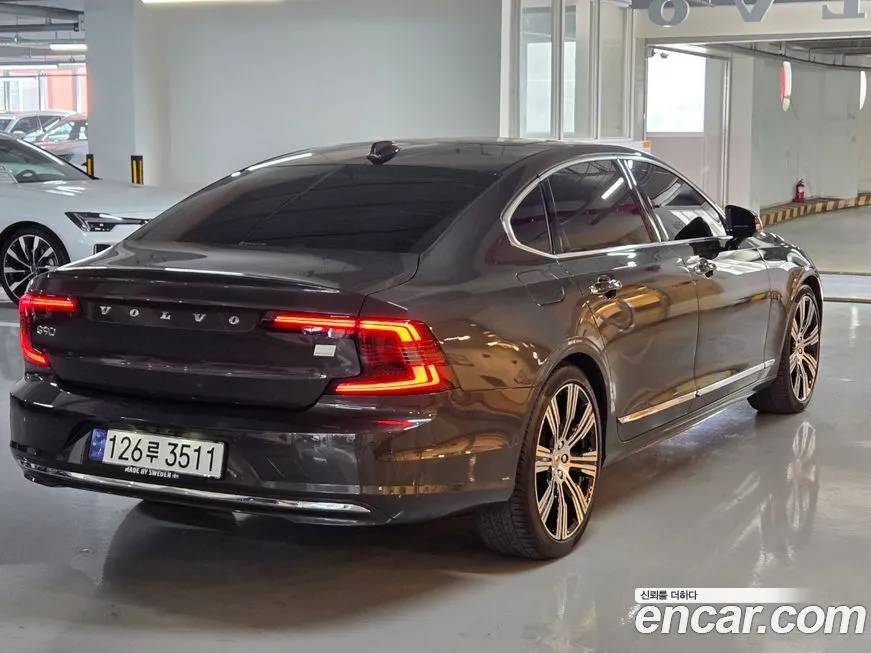 Volvo S90 — фото 9