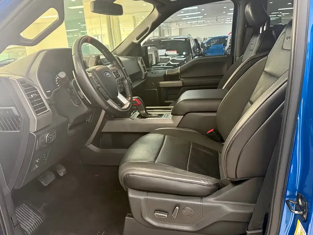 Ford F-150 Raptor — фото 10