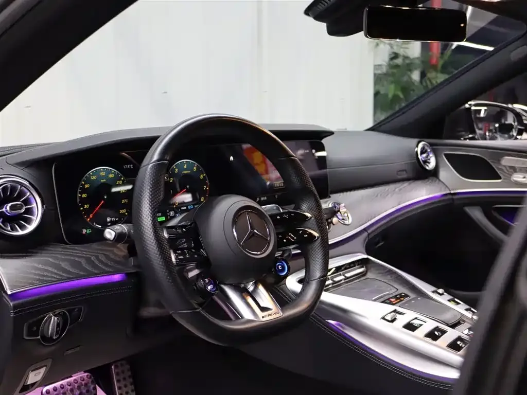 Mercedes-Benz AMG GT — фото 8