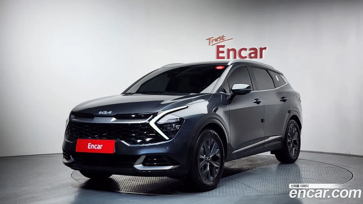 Kia Sportage — фото 1
