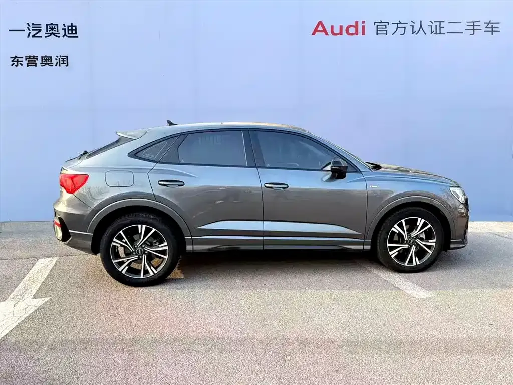 Audi Q3 Sportback — фото 8