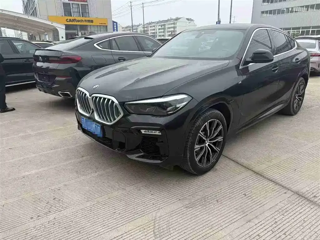 BMW X6 — фото 1
