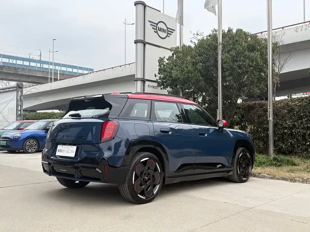 MINI Aceman JCW Electric — фото 7