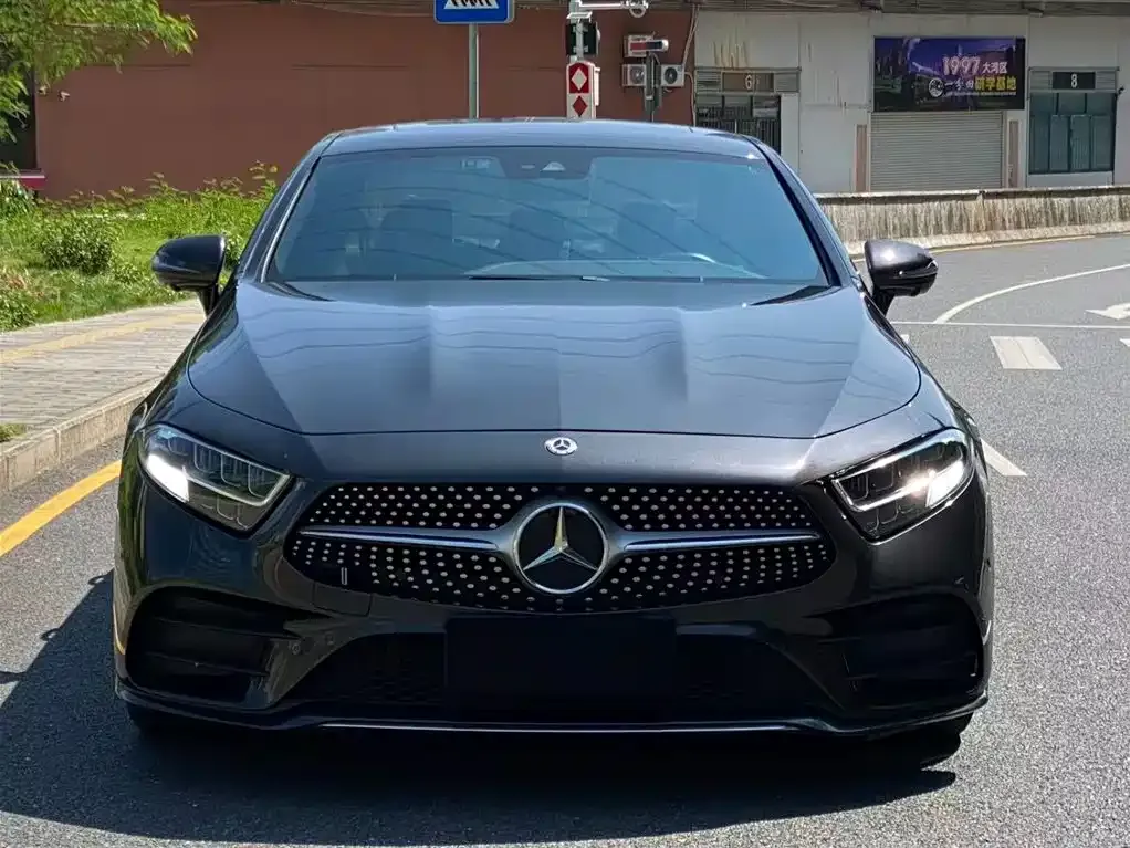 Mercedes-Benz CLS — фото 2