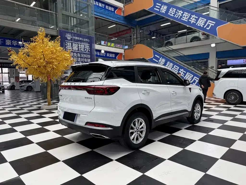 Chery Tiggo 7 PLUS — фото 6