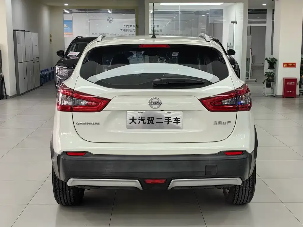Nissan Qashqai — фото 5