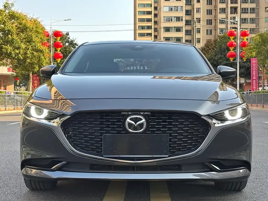 Mazda 3 Axela — фото 3