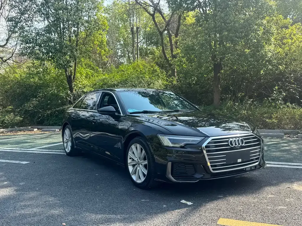 Audi A6L — фото 5