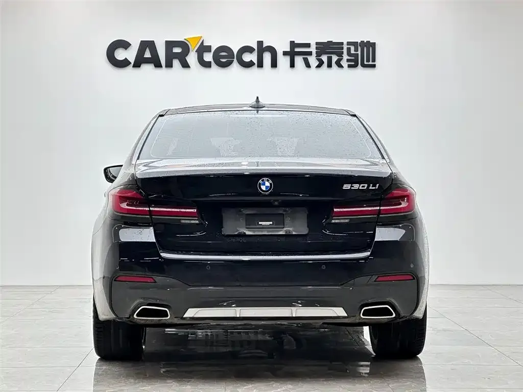 BMW 5 Series — фото 3