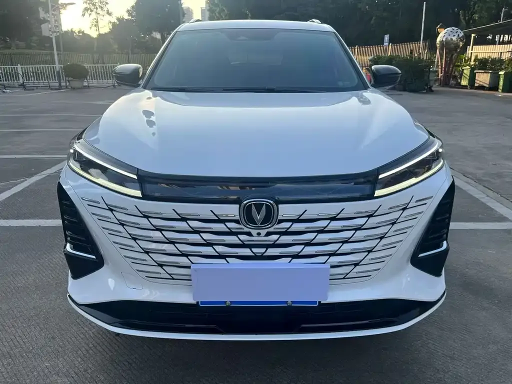 Changan CS75PLUS — фото 9