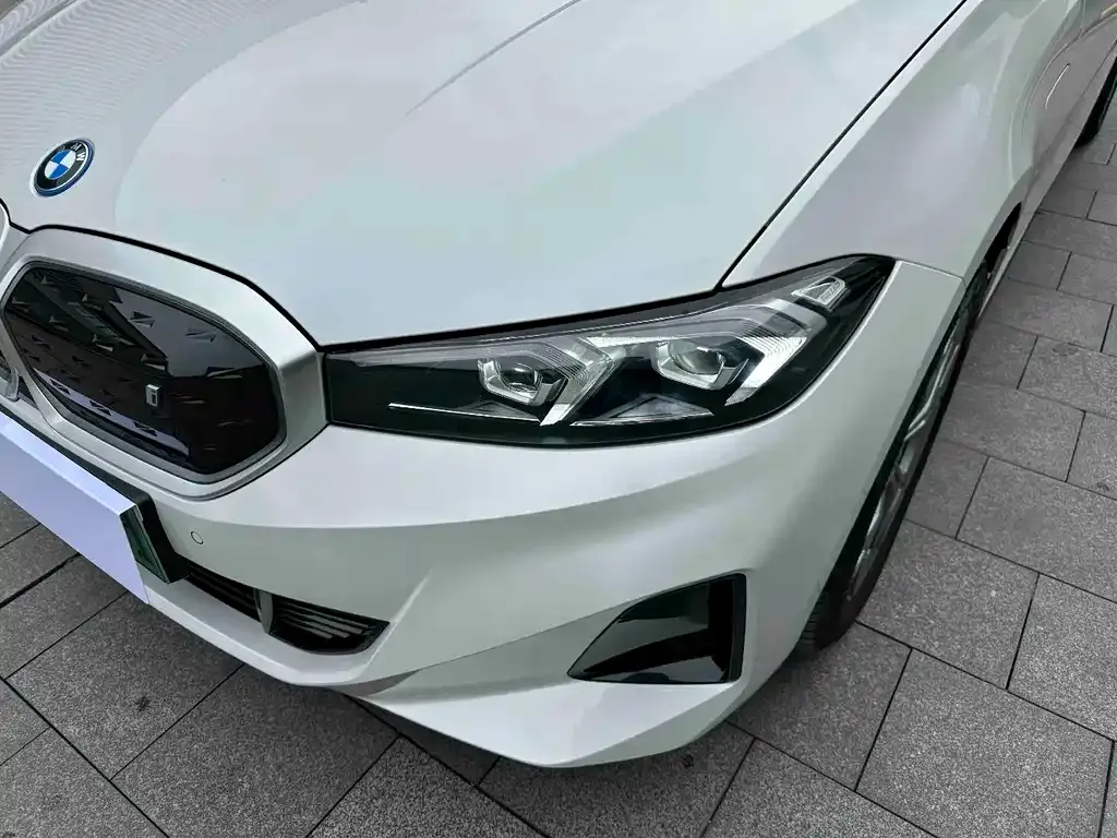 BMW i3 — фото 10