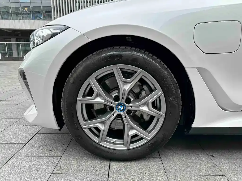 BMW i3 — фото 7