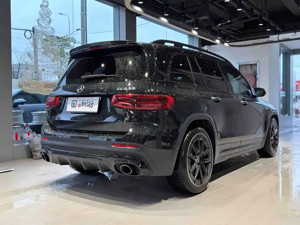 Mercedes-Benz GLB AMG — фото 6
