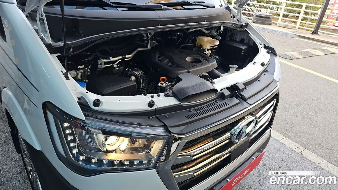 Hyundai Solati — фото 6