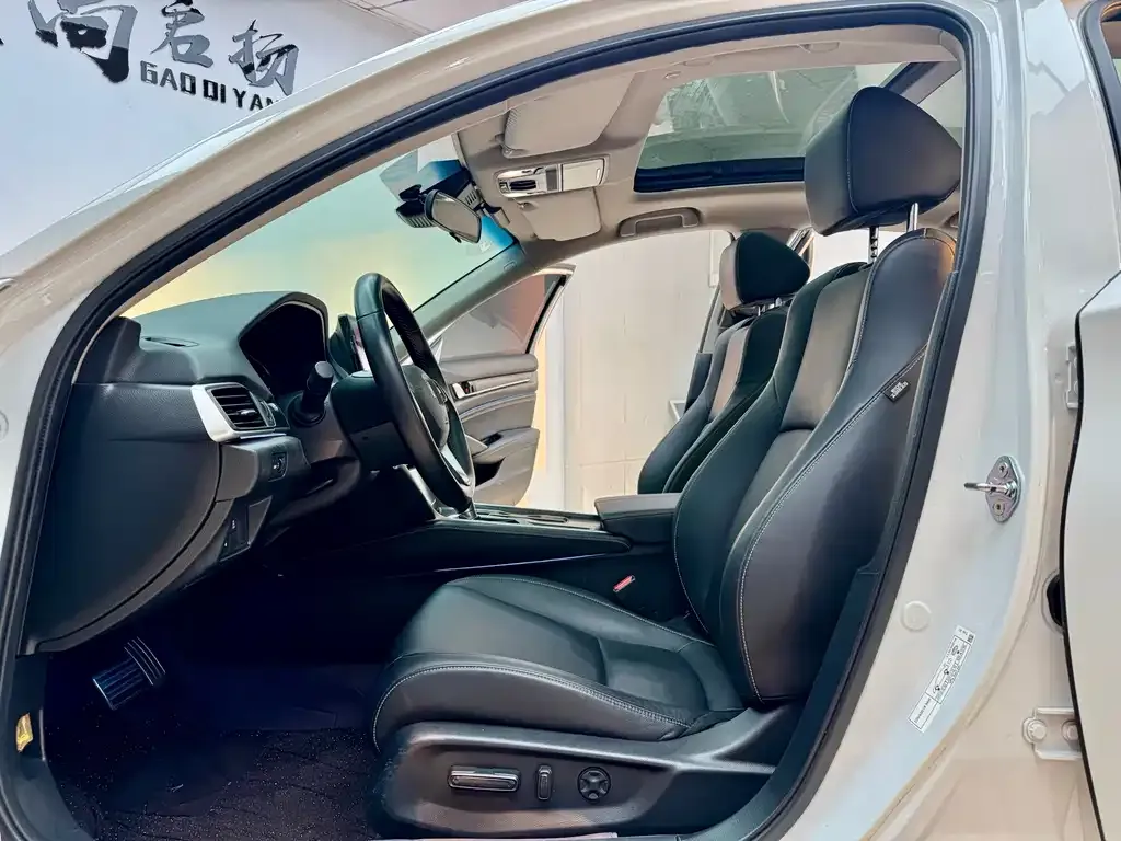 Honda Accord — фото 3