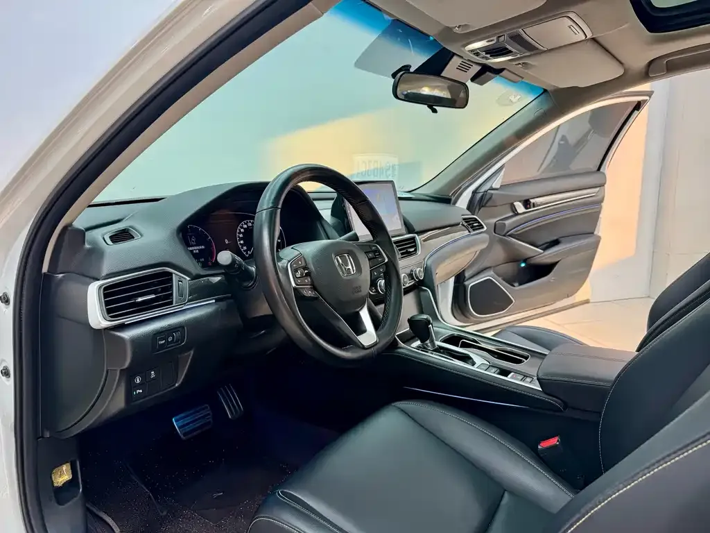 Honda Accord — фото 2