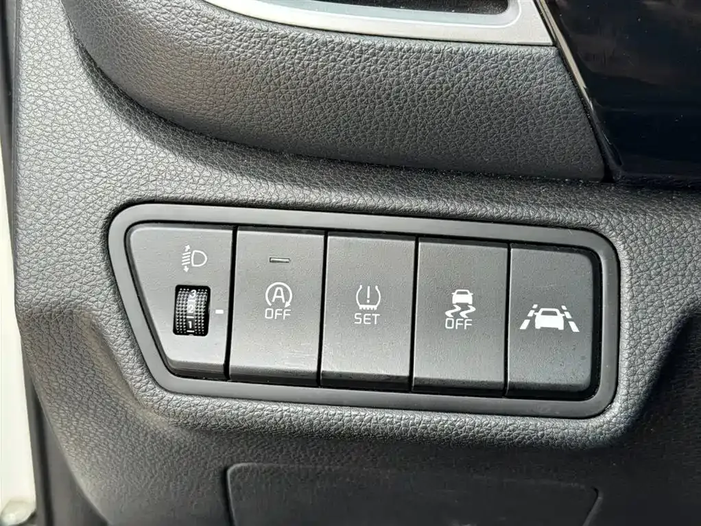 Kia KX3 — фото 3