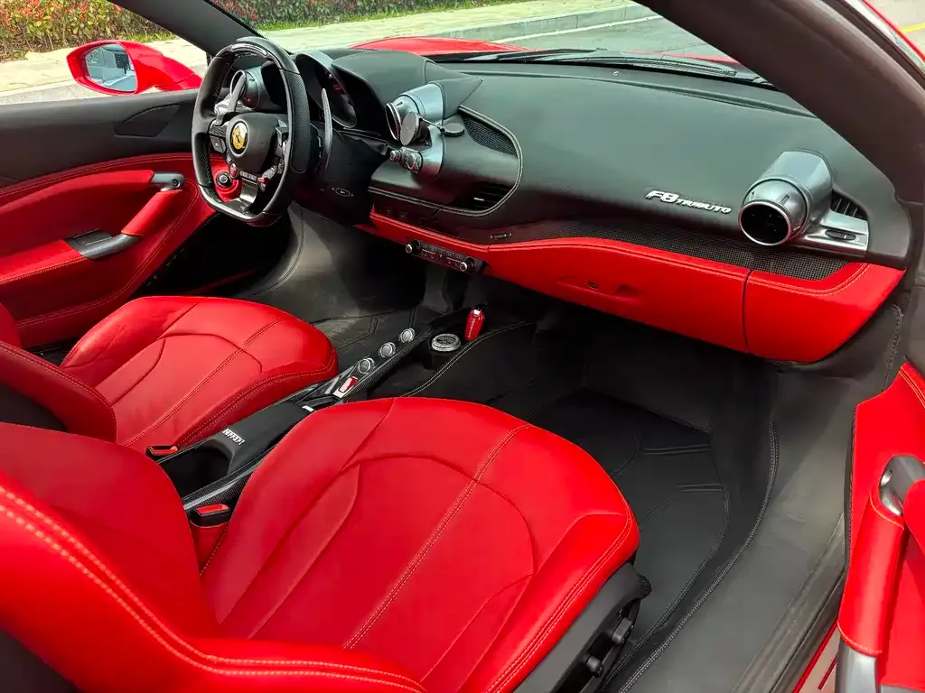 Ferrari F8 — фото 5