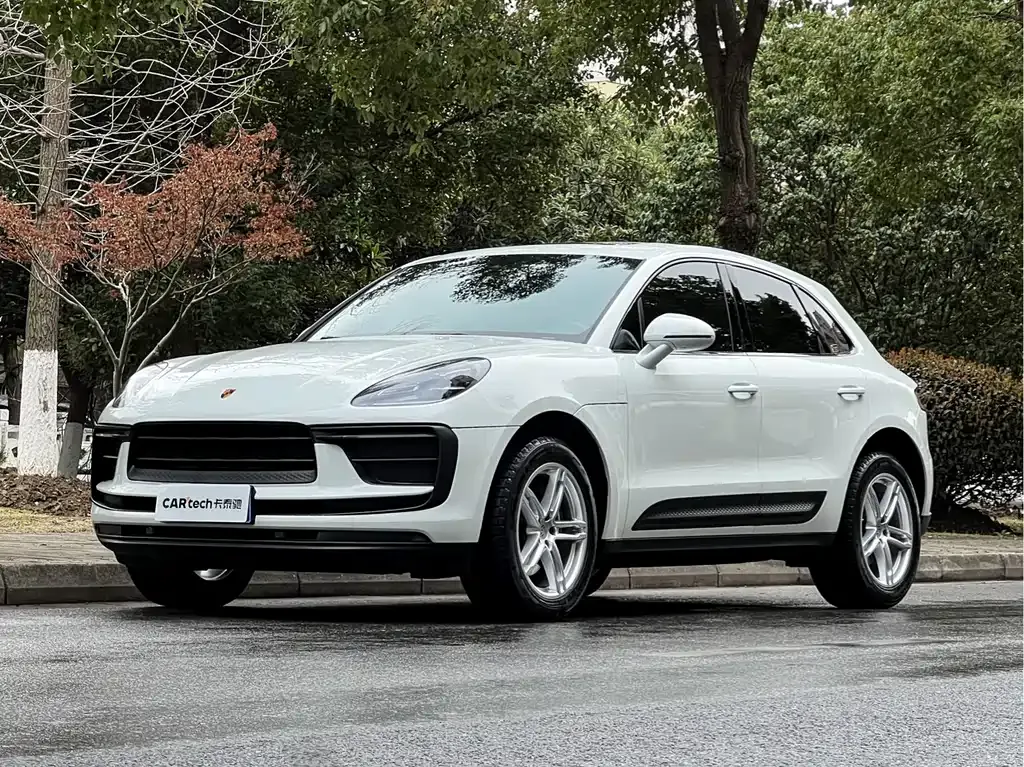 Porsche Macan — фото 1