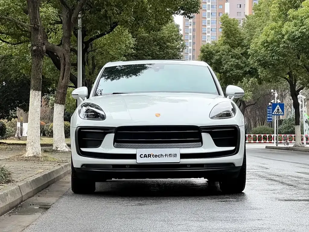 Porsche Macan — фото 9