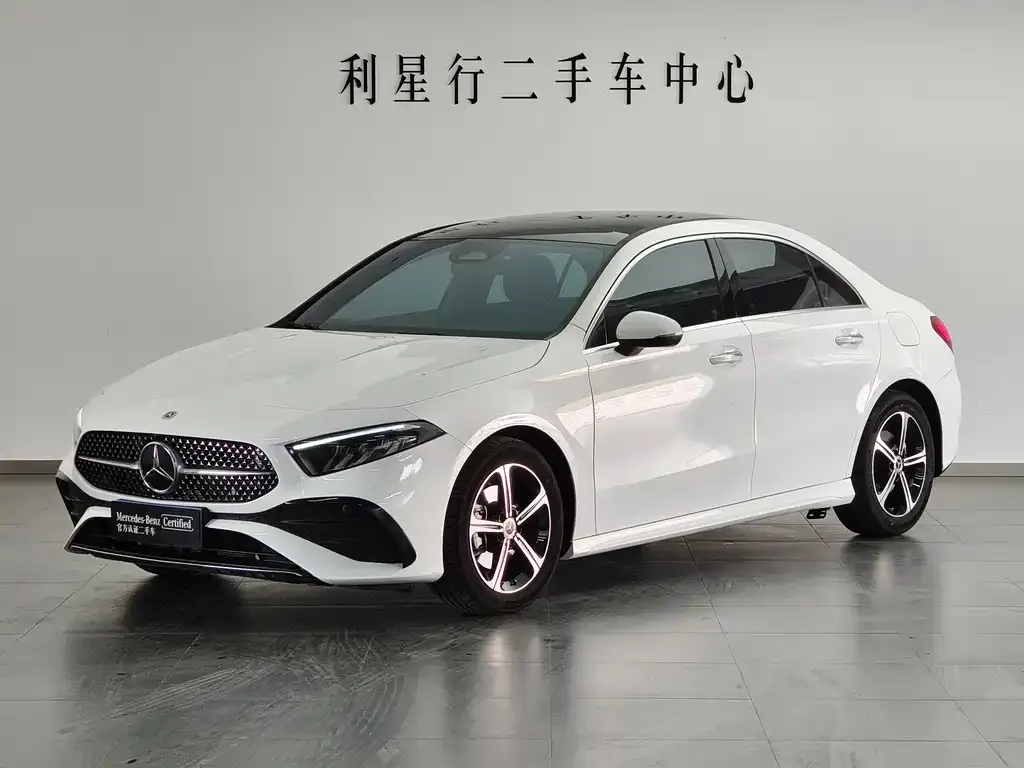 Mercedes-Benz A-Class — фото 1
