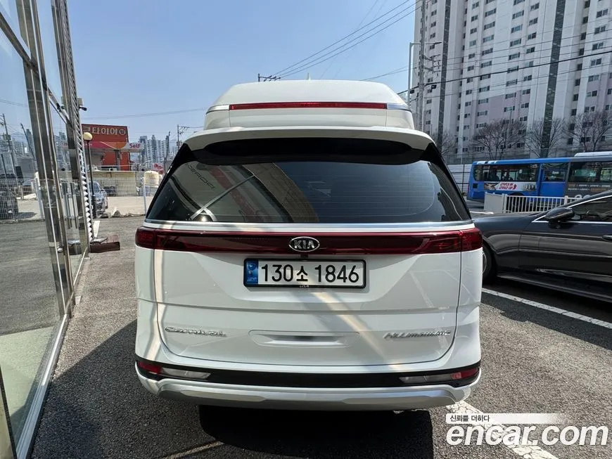 Kia Carnival — фото 2