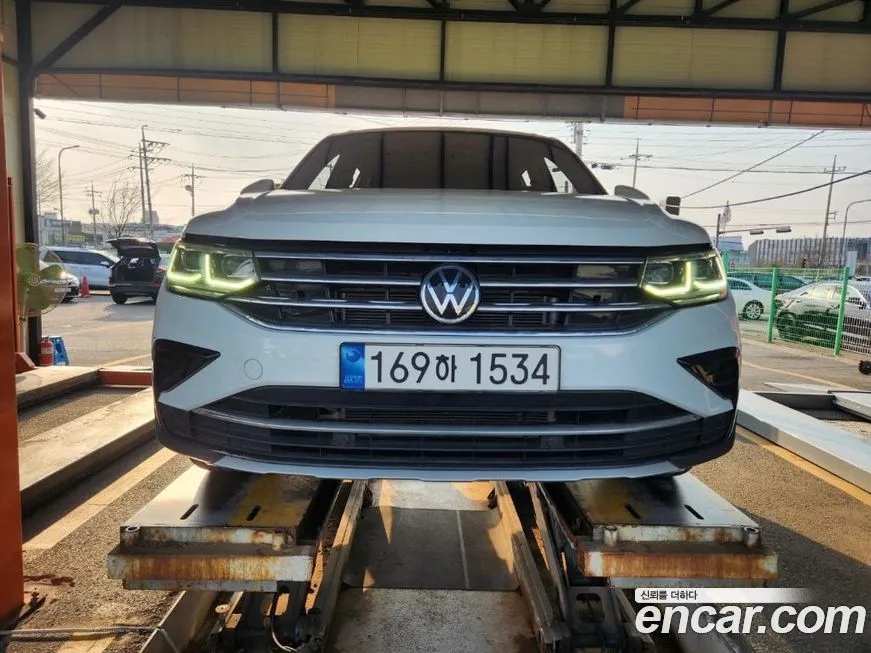 Volkswagen Tiguan — фото 3