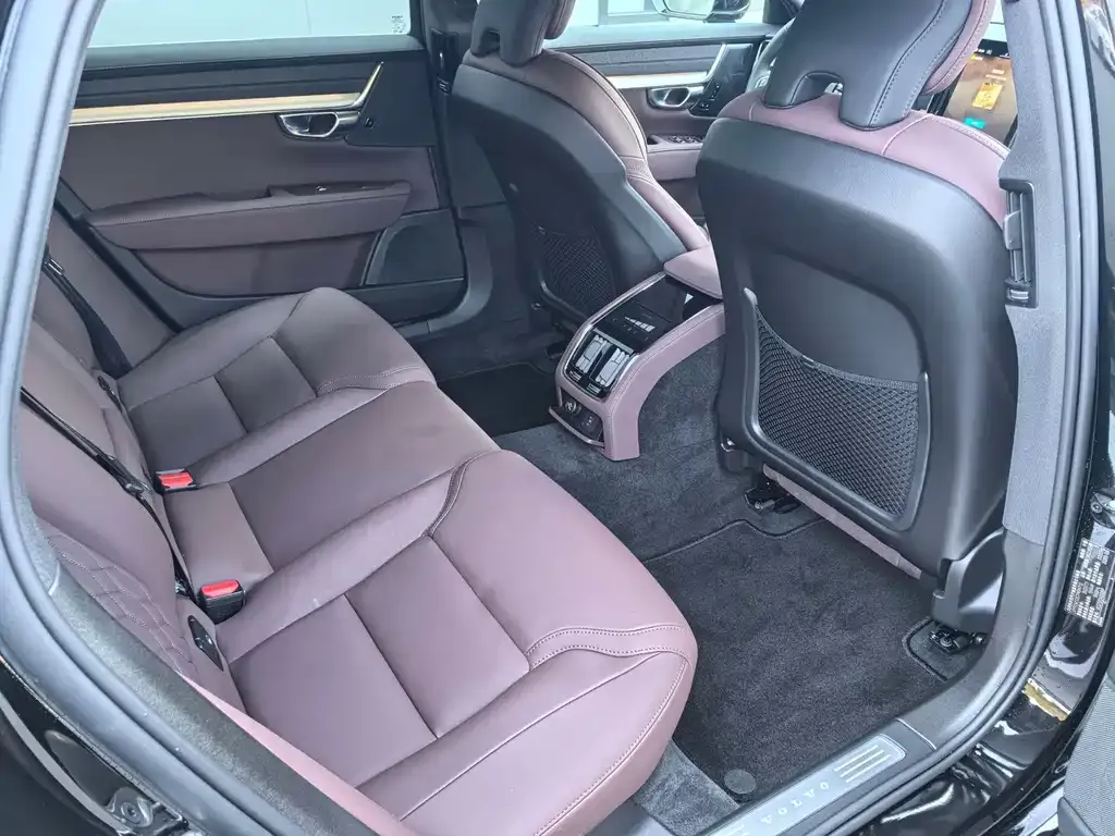 Volvo S90 — фото 3