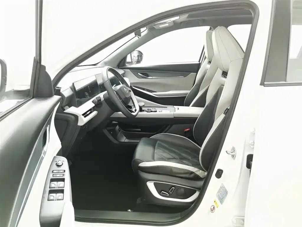 Changan CS75PLUS — фото 2