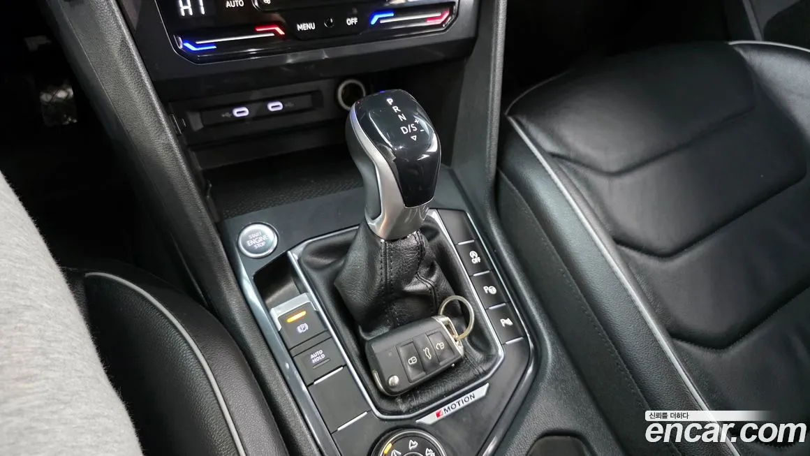 Volkswagen Tiguan — фото 4