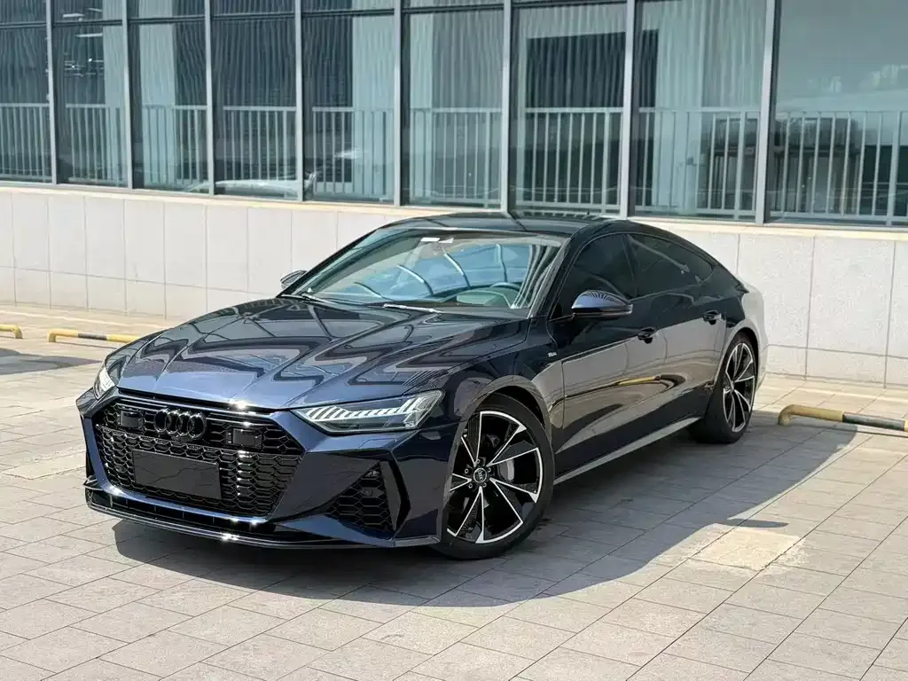 Audi A7 — фото 1